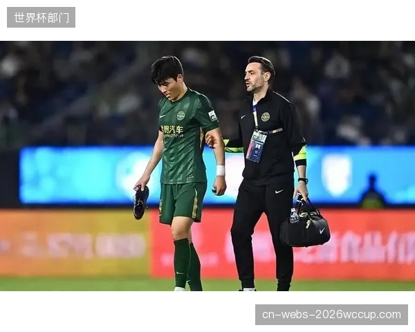 朴镇燮作为唯一中超代表入选，其对亚洲对手的了解或成防线秘密武器。